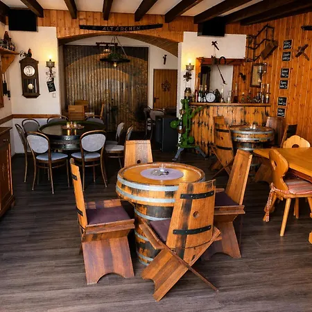 Weingut Alfons Kuhnen & Sohn * Trittenheim