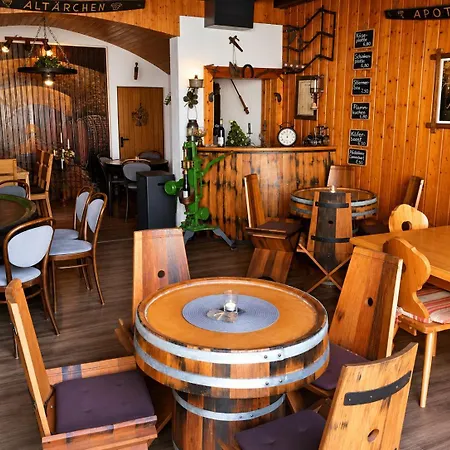 Weingut Alfons Kuhnen & Sohn Apartment *